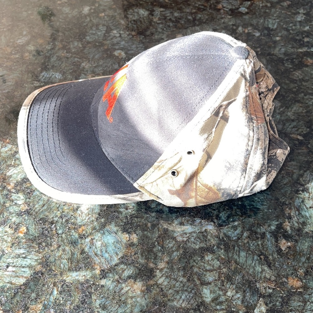 Realtree Hat - Picture 4 of 4